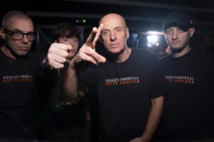 a 35 anni da Batti il tuo tempo, per il nuovo album saranno in tour gli Assalti Frontali. Crediti per la foto: Alvaro Jart