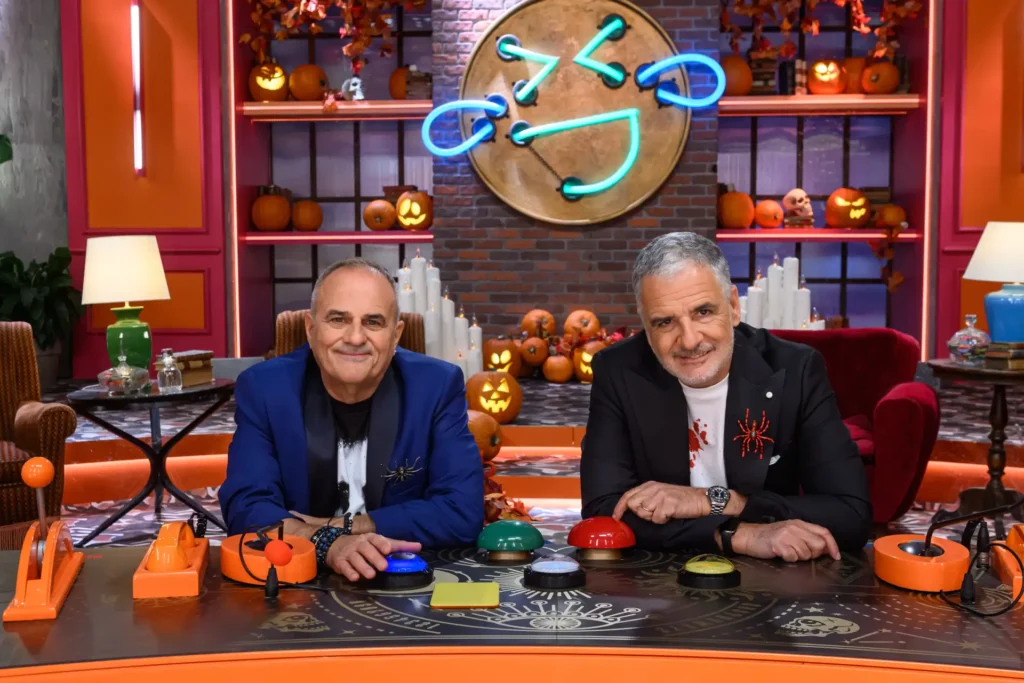 i conduttori di LOL Halloween Special, Giorgio Gherarducci e Marco Santin (Gialappa’s Band)